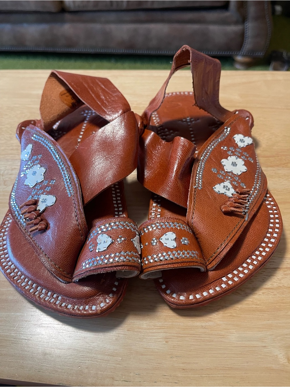 Shamak Brown Asian Sandals Woman’s Size 8. (37) - Picture 2 of 8